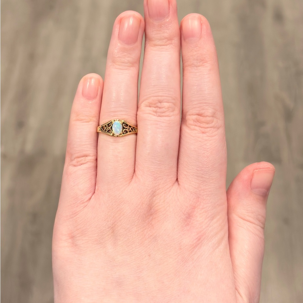 Vintage 14K Gold Opal Ring, Mid Century Filigree, Size 5.5 - Picture 14 of 15